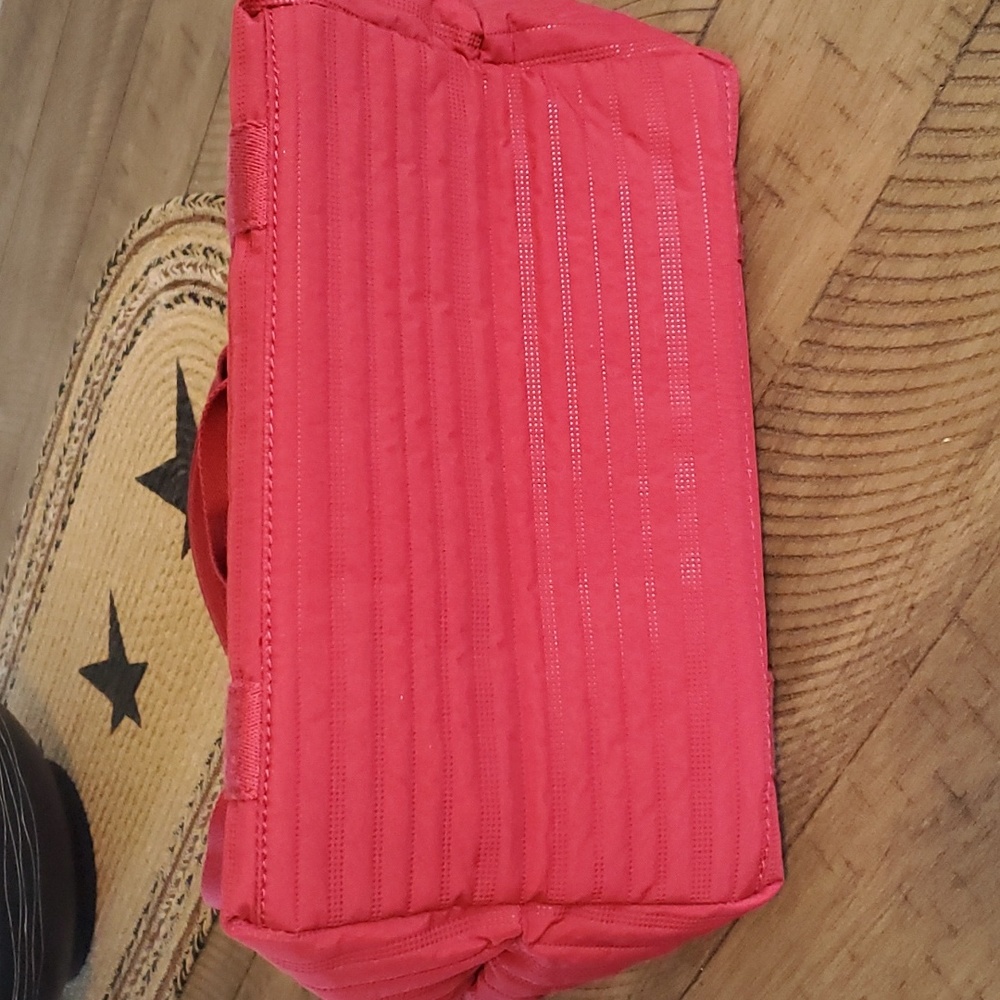 Kipling Art Mini Risky Red - Picture 3 of 8
